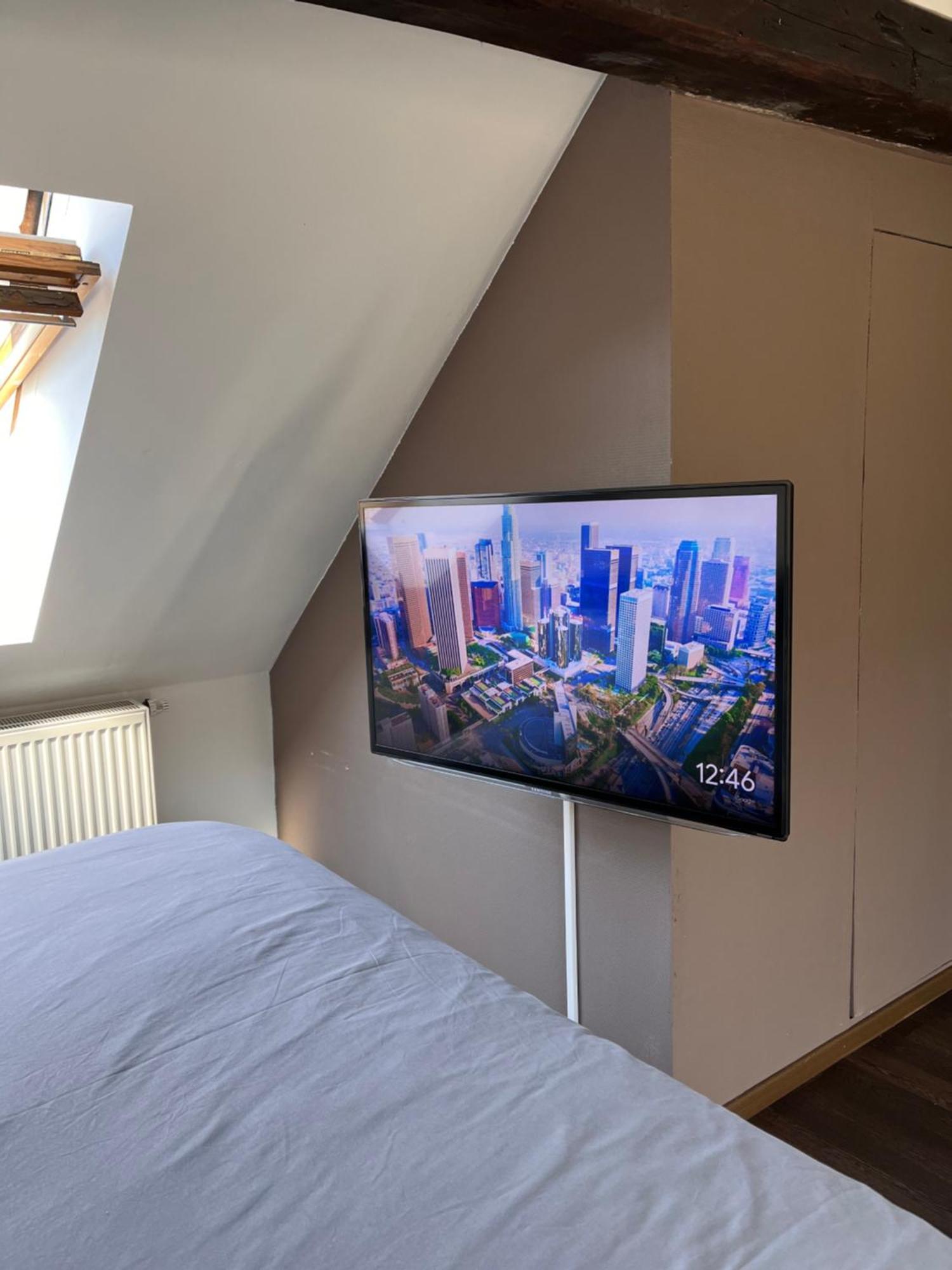 Lovely Loft For Romantic Getaway Or Family Trip